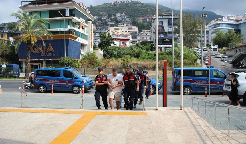 Alanya'da silahlı saldırıya iki tutuklama