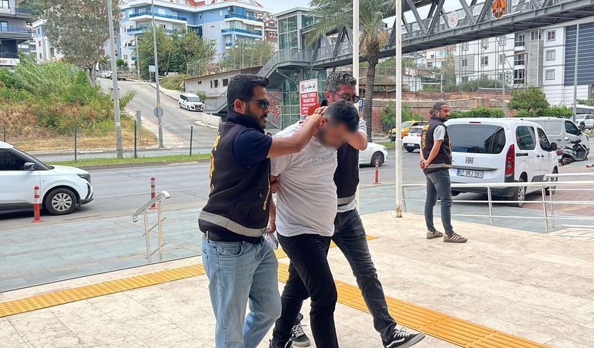 Alanya'da döviz bürosu soygunu!