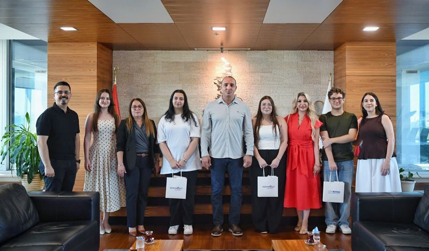 Başkan Kotan gençleri ağırladı