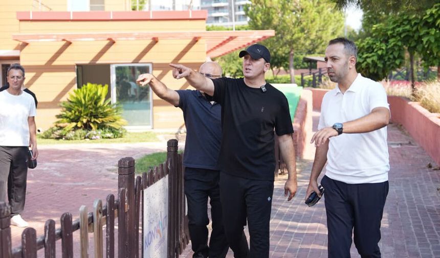 Başkan Kotan, Konyaaltı’nın nabzını sokakta tutuyor