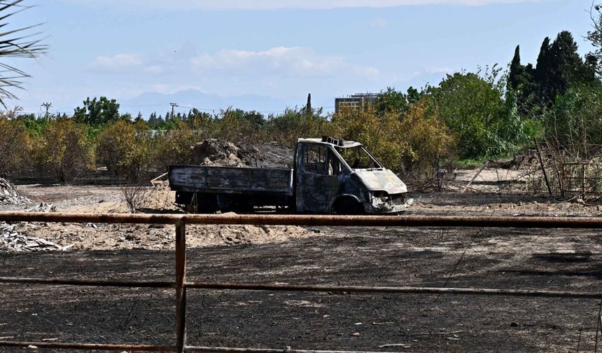 Ümit Uysal'dan yangın bölgesinde inceleme