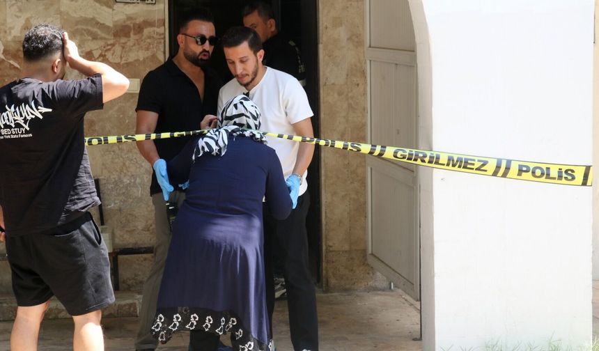 Cami tuvaletinde ölü bulundu
