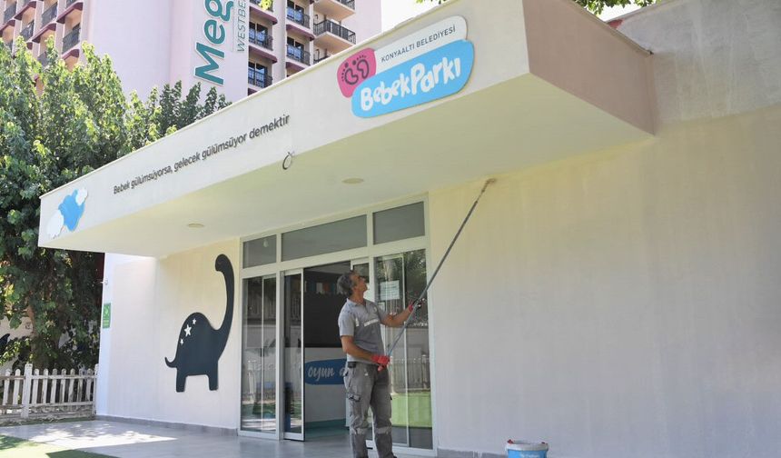 Konyaaltı Bebek Parkı yenileniyor