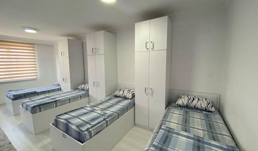 Antalya’da öğrenciler için yurt çağrısı
