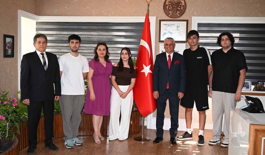 Ücretsiz eğitimle üniversite başarısı