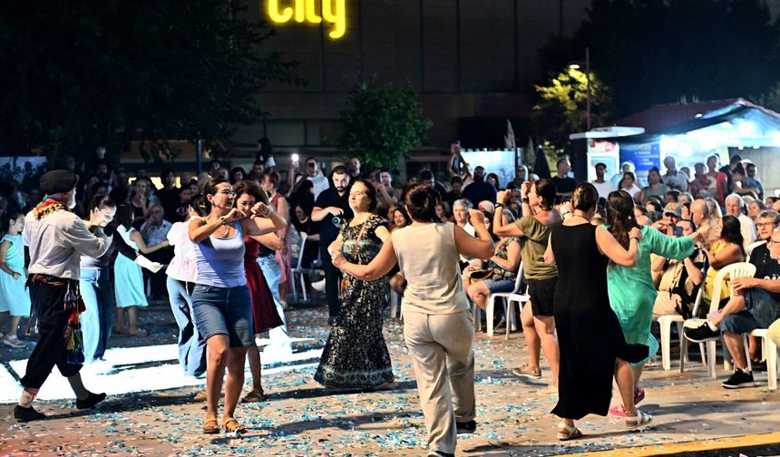 Muratpaşa'da festival başladı