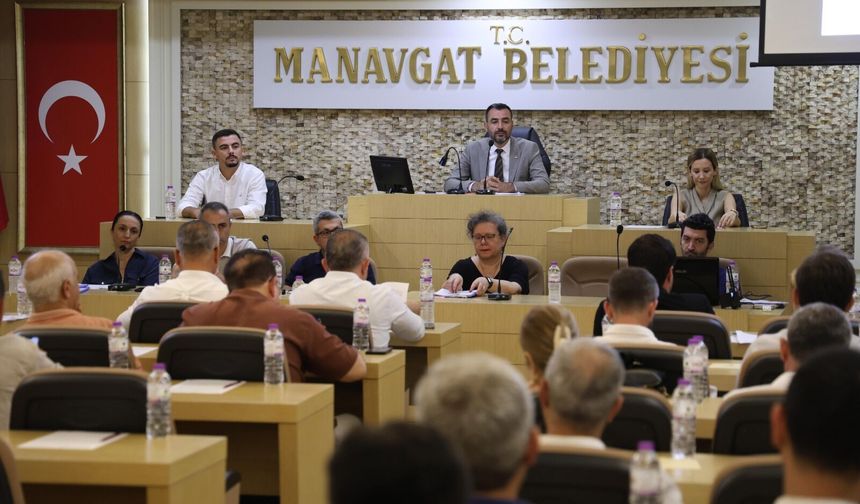 Manavgat'ta AK Parti'den ret