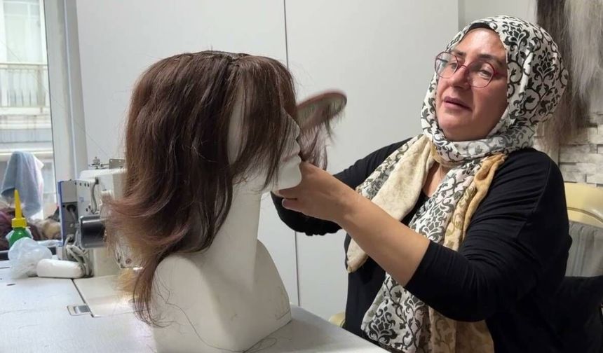 12 yaşında saçlarını ve kulaklarını kaybetti
