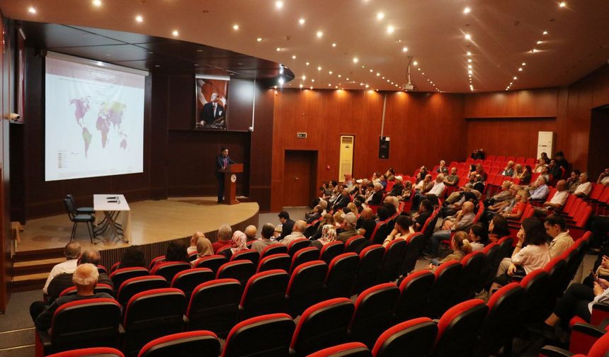 AÜ'de farkındalık semineri