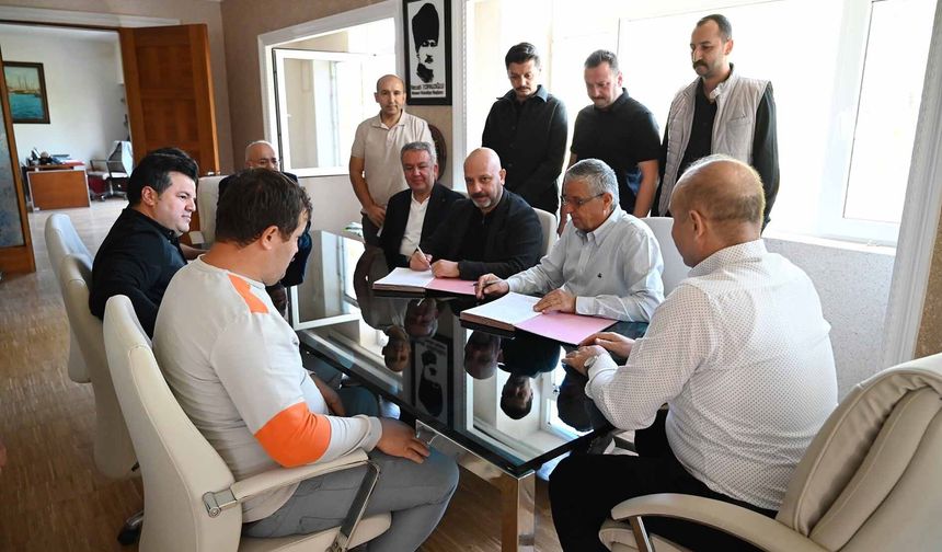 Kemer Belediyesi'nde personele zam müjdesi