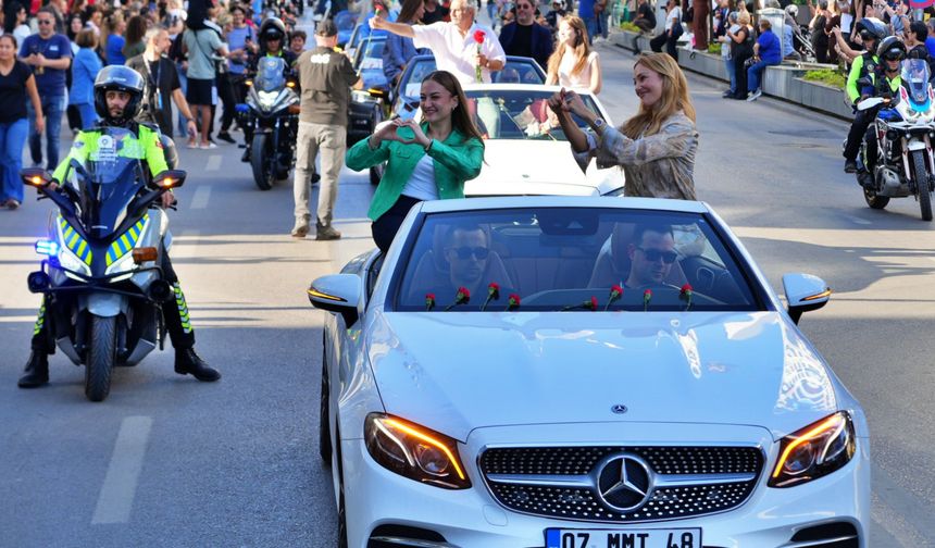 63. Altın Portakal’da kortej coşkusu