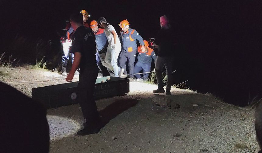 Kayıp çift uçurumda bulundu: 1 ölü, 1 yaralı