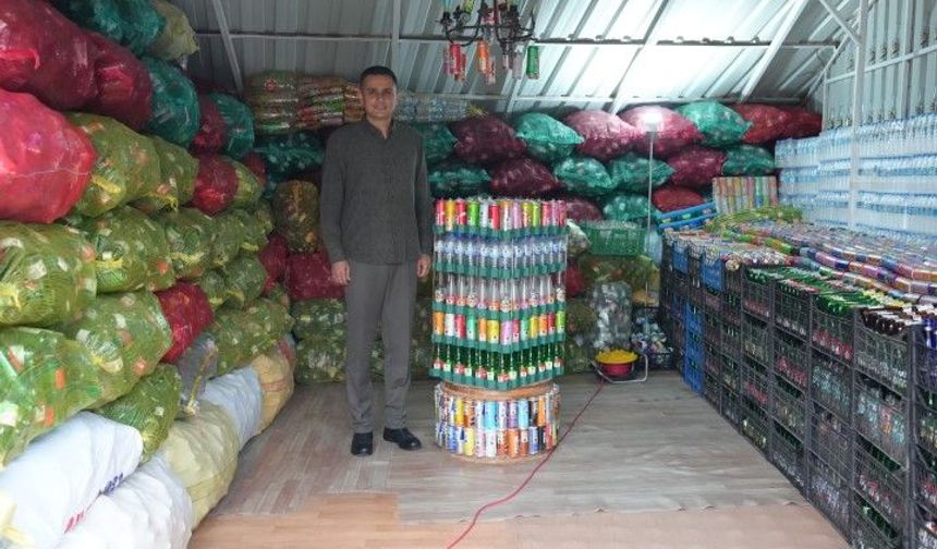 100 bin içecek ambalajı biriktirdi, Türkiye birincisi oldu