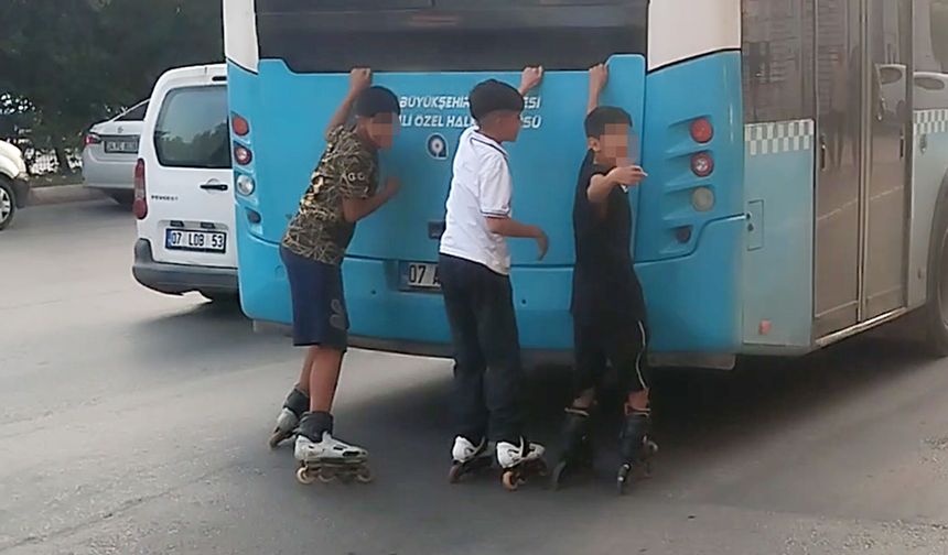 Antalya'da çocukların tehlikeli yolculuğu