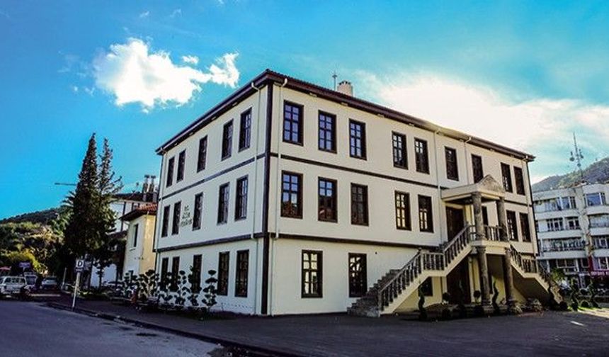 Finike Belediyesi 45 taşınmazı kiraya verecek