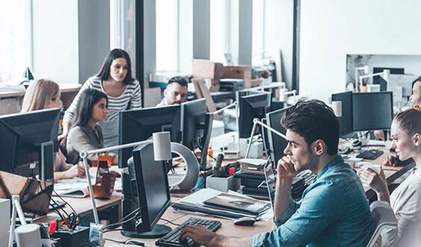 Üniversiteler açıldı, öğrenciler iş arıyor